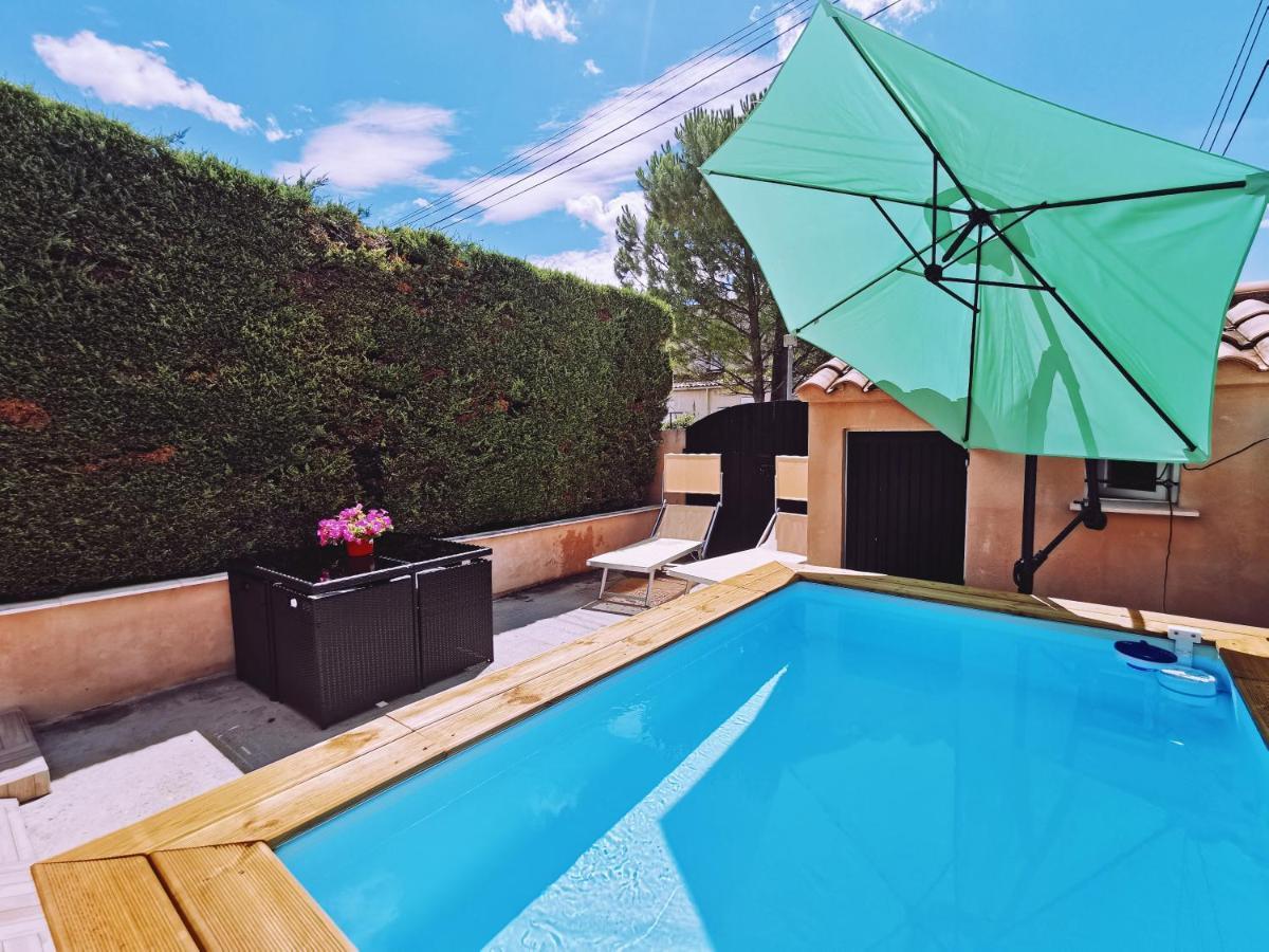 Studio Privatif Climatise , Terrasse Et Piscine Pernes-les-Fontaines Exterior foto